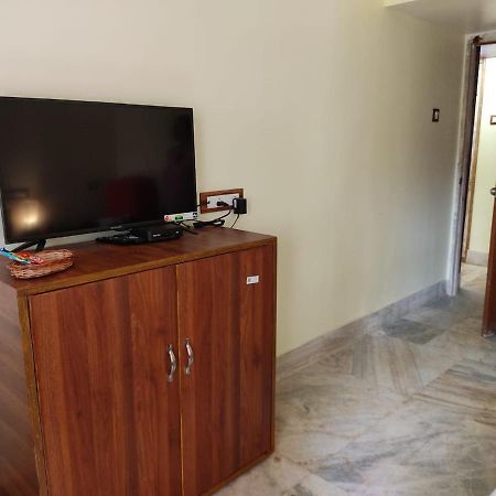 Hotel Marttik Gardens à Jhargram Extérieur photo
